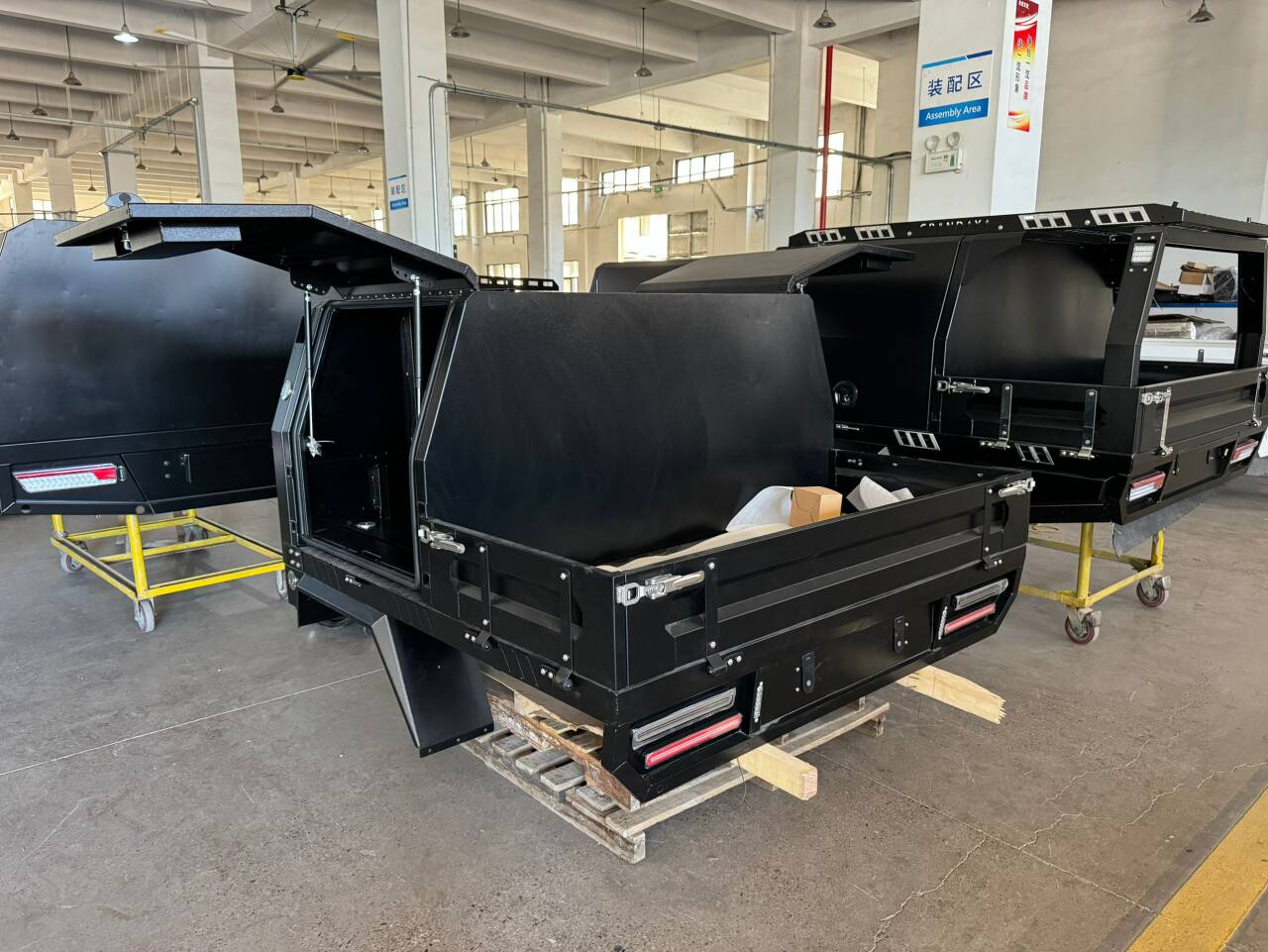 Aluminium Ute Tray and Canopy Package $3200 for available sales